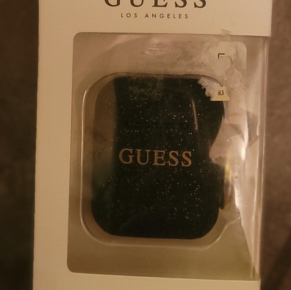 Guess Airpod Case